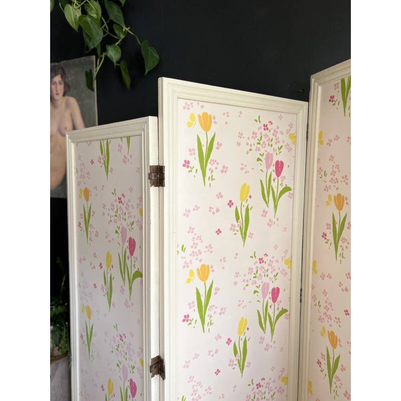 Antique screen