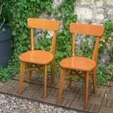 Paire de chaises bistrot caramel 1950