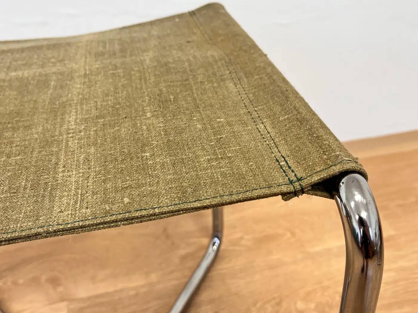 Tabouret Bauhaus chromé Thonet B8 par Marcel Breuer, 1930