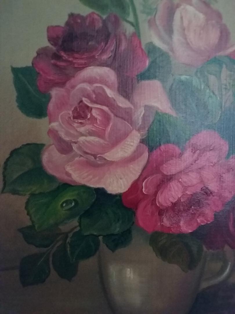 Still life vintage oil on canvas representing a bouquet of roses signed Piquet