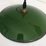 Enamelled green bowl suspension
