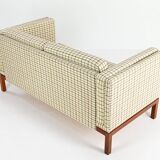 Canapé Vintage, En Laine Et Teck. Danemark, C.1960