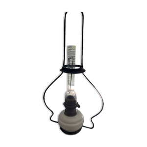 Suspension à pétrole avec opaline