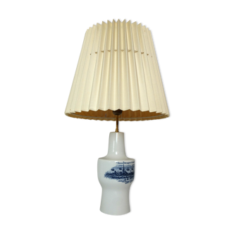 Scandinavian table lamp in Royal Copenhagen earthenware for Fog & Morup, Lampshade Le Klint