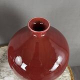 Paire de vases rouges en céramique, xxe siècle