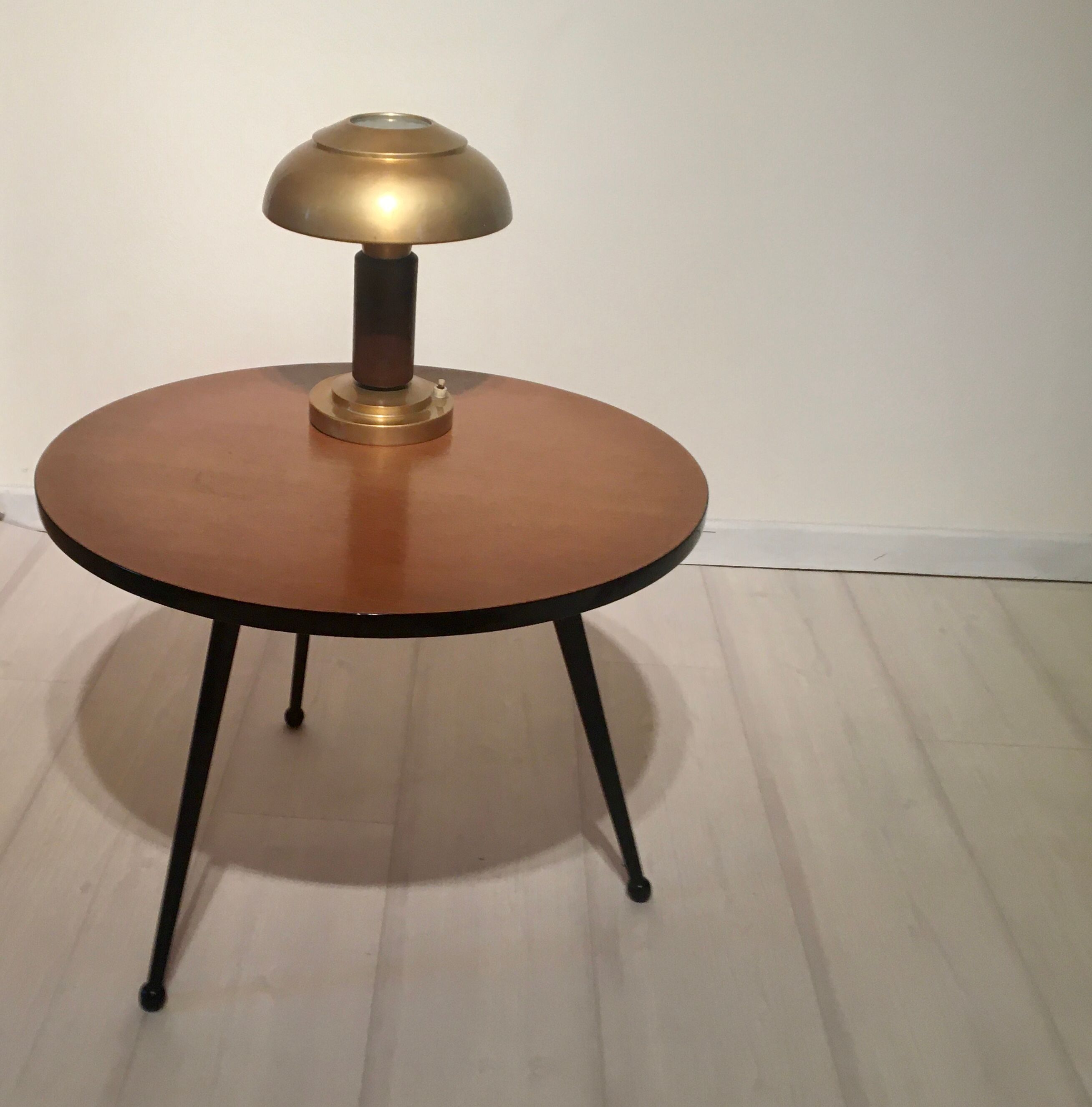 Tripod 50s coffee table