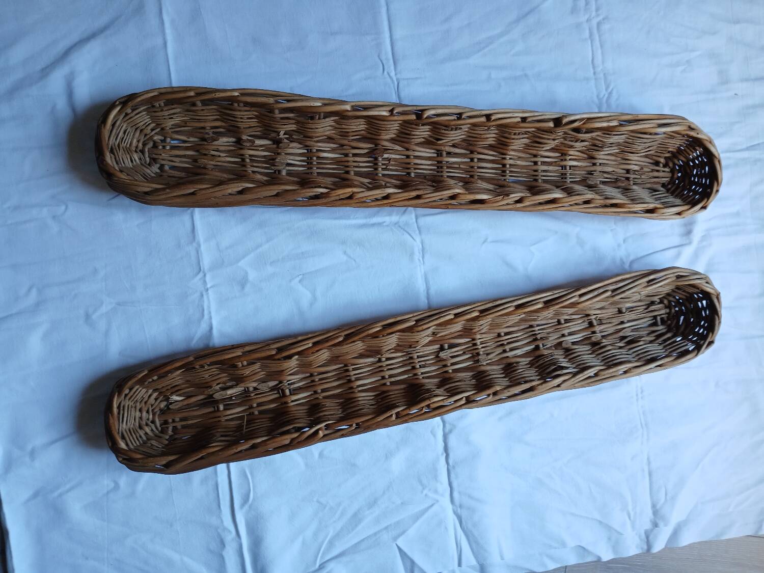 2 baker's baskets