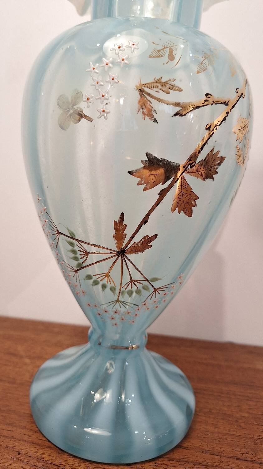 Vase made of bluish glass paste