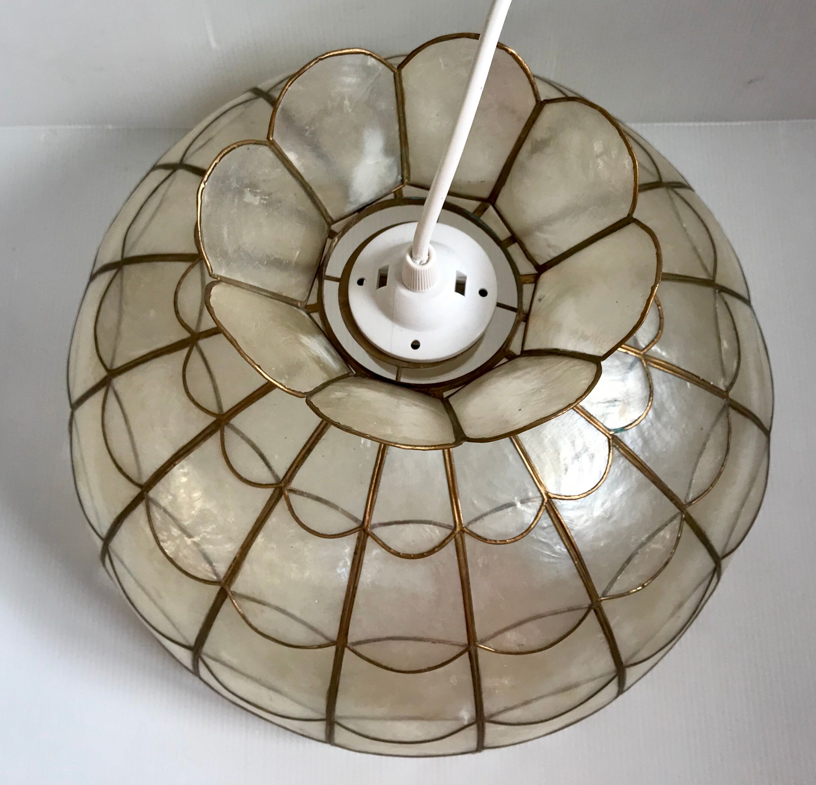 Vintage mother-of-pearl hanging lamp