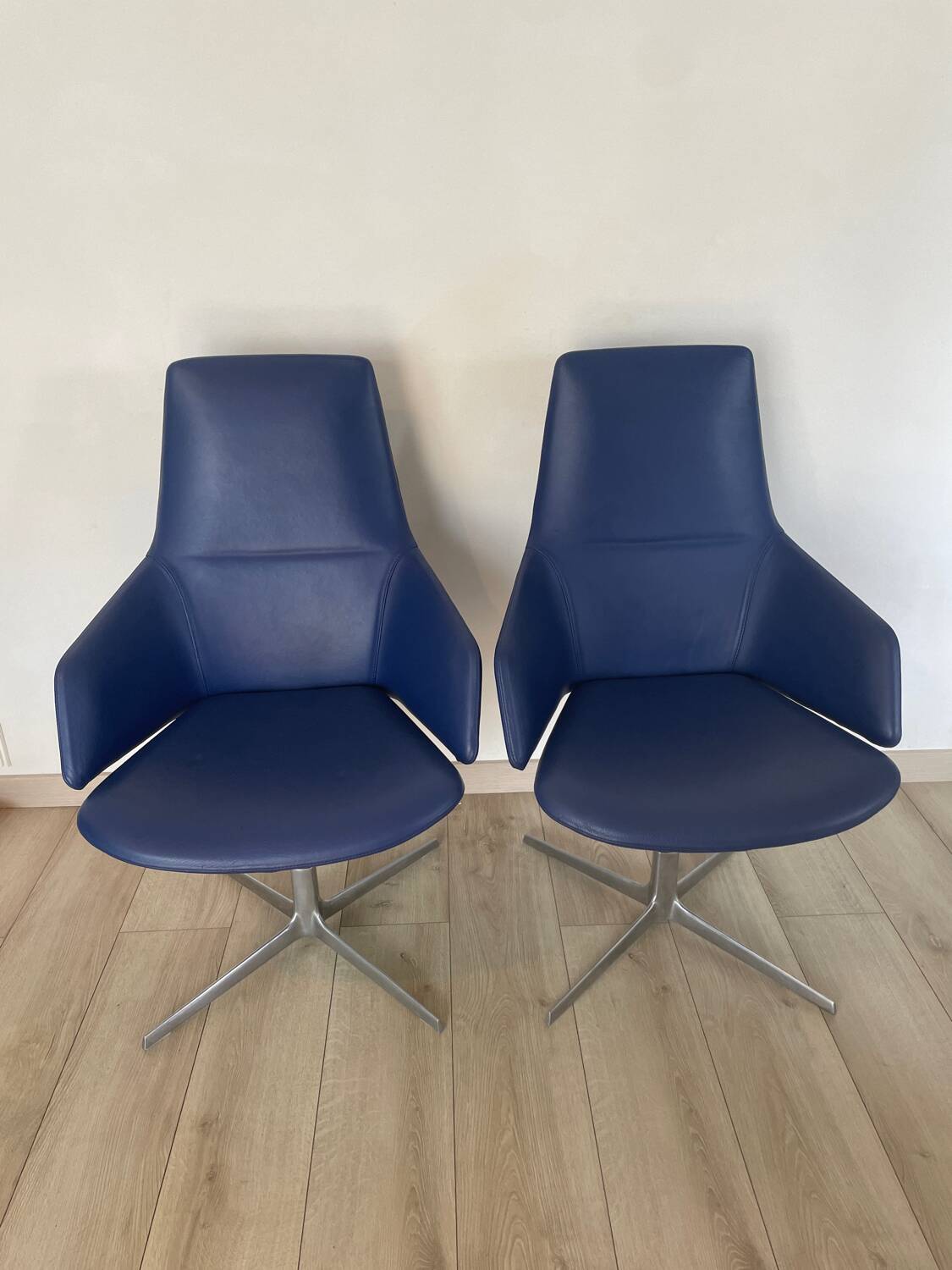 Arper chairs