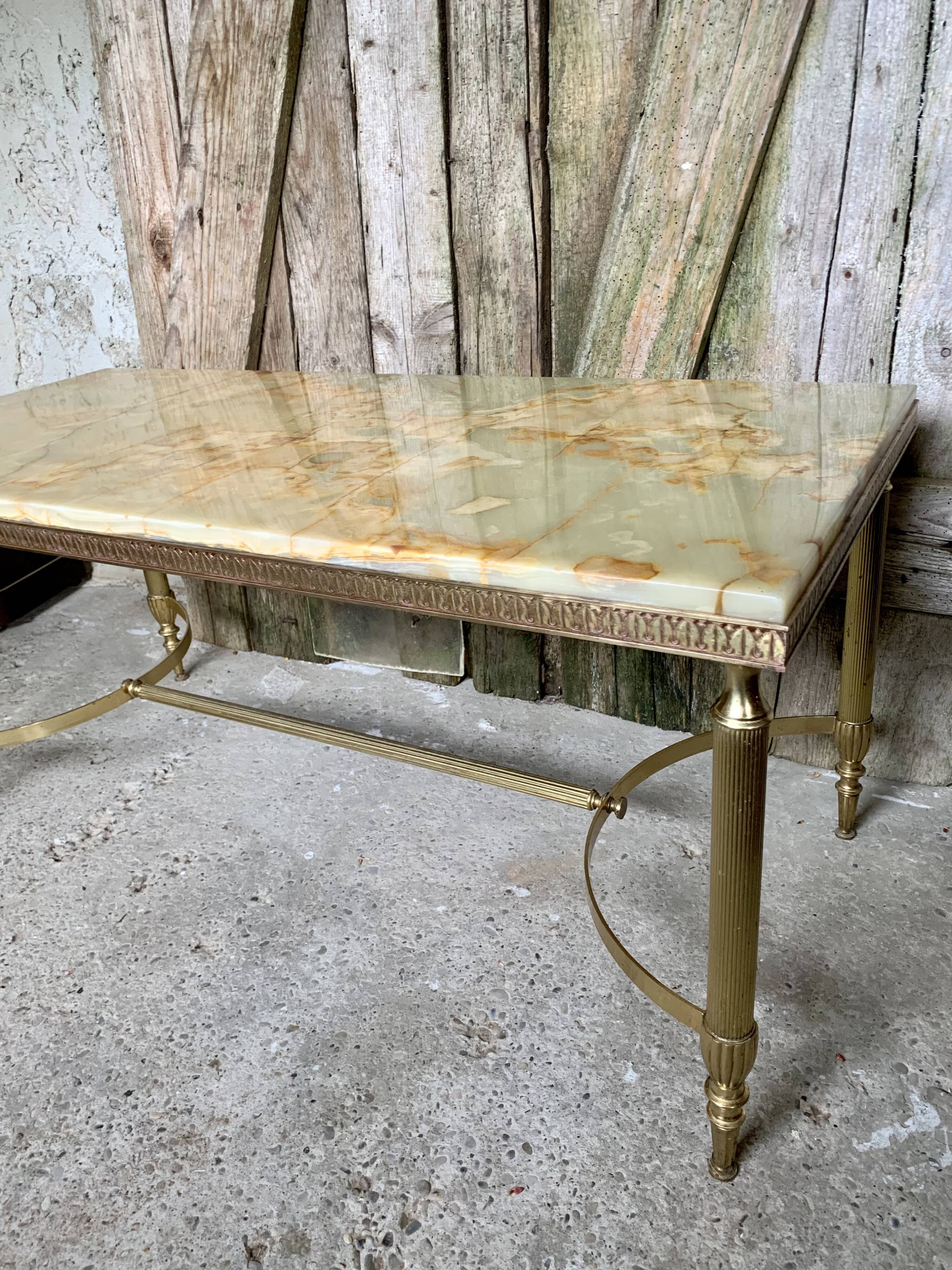 Coffee table 60' marble and brass