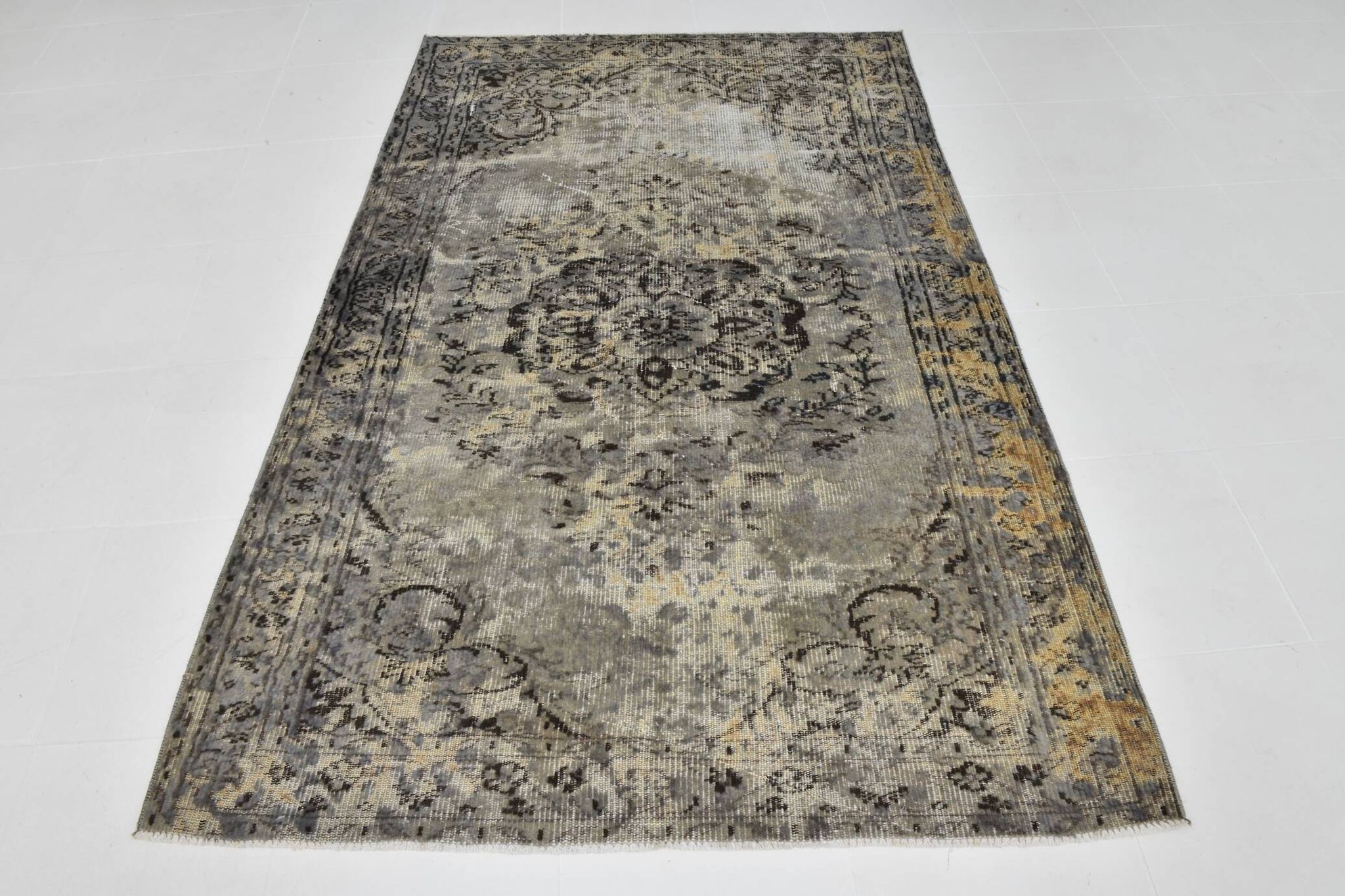 5x7 Persian Gray & Copper Oriental Style Persian Rug, 148x229Cm