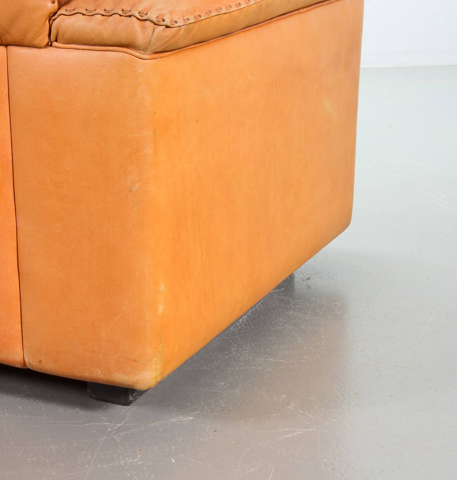 Striking De Sede DS101 Cognac Leather Lounge Chair DS17. Switzerland, 1970s