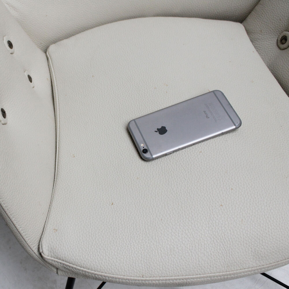 Pair of armchairs by Augusto Bozzi for Saporiti