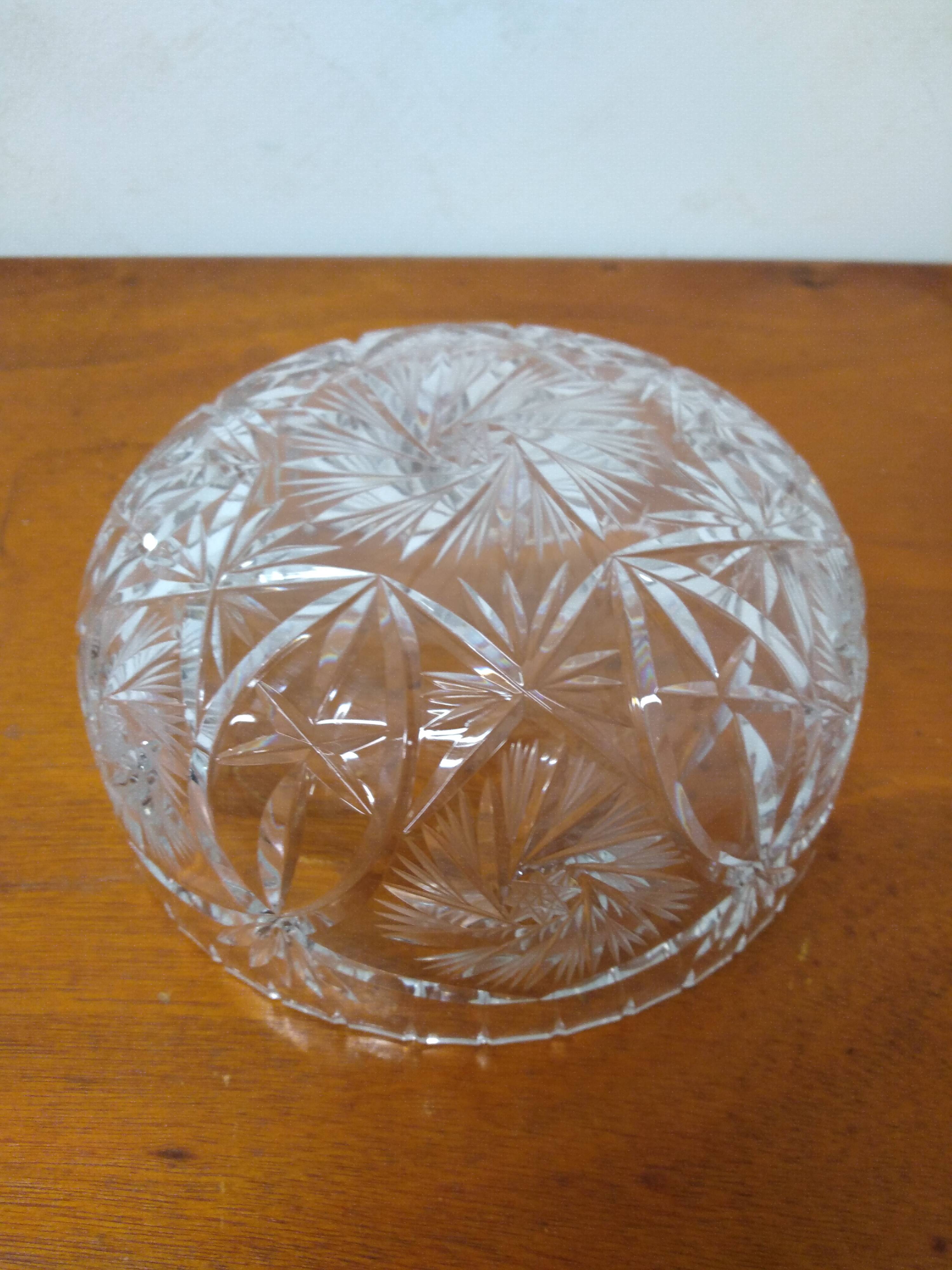 Cut crystal salad bowl