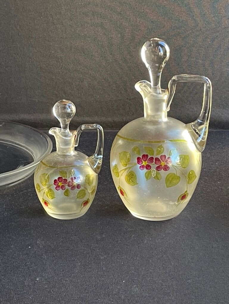 Non-selfish night service - art nouveau - hand-decorated satin blown crystal