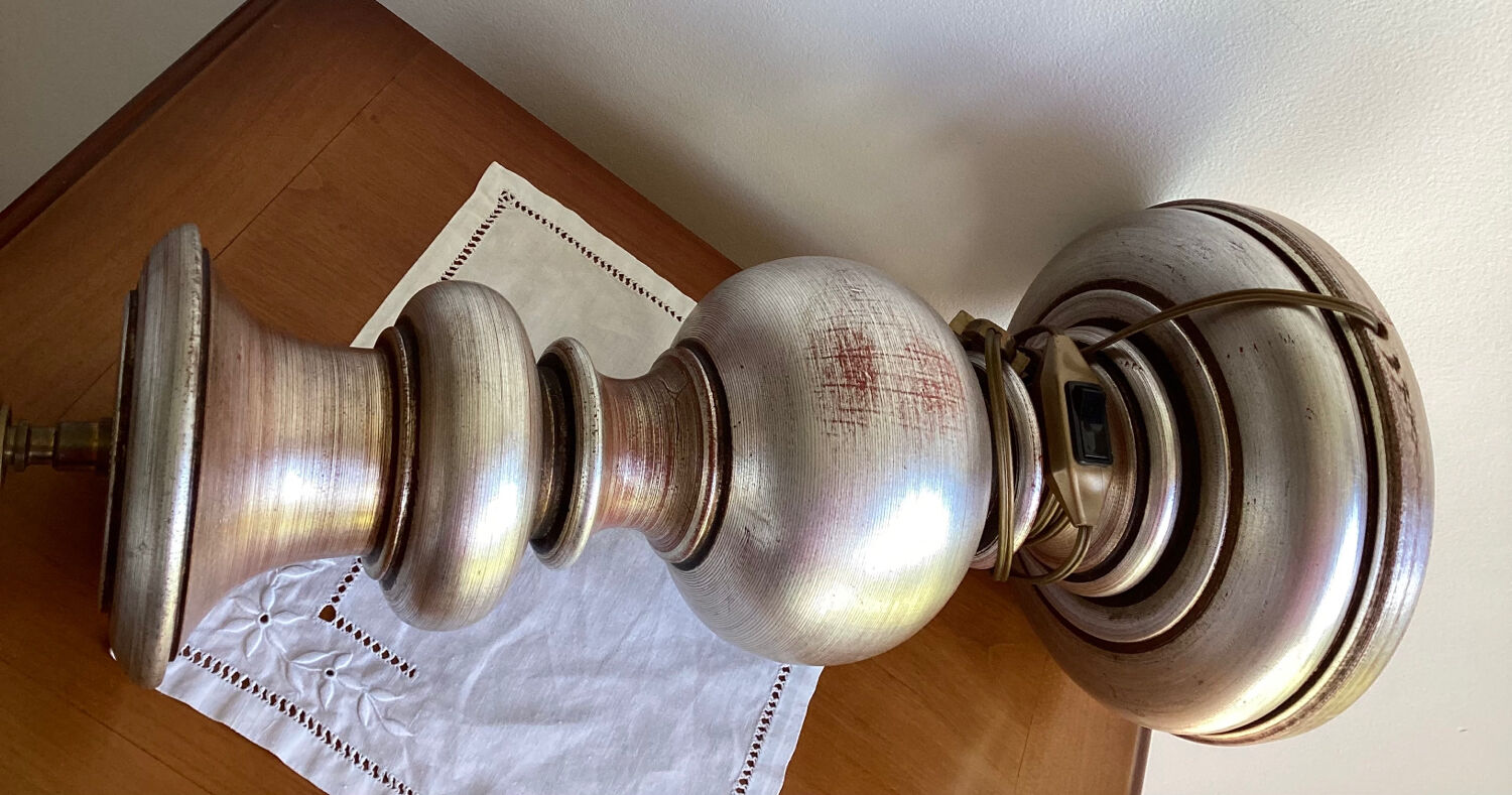 Turned wood lamp base - vintage