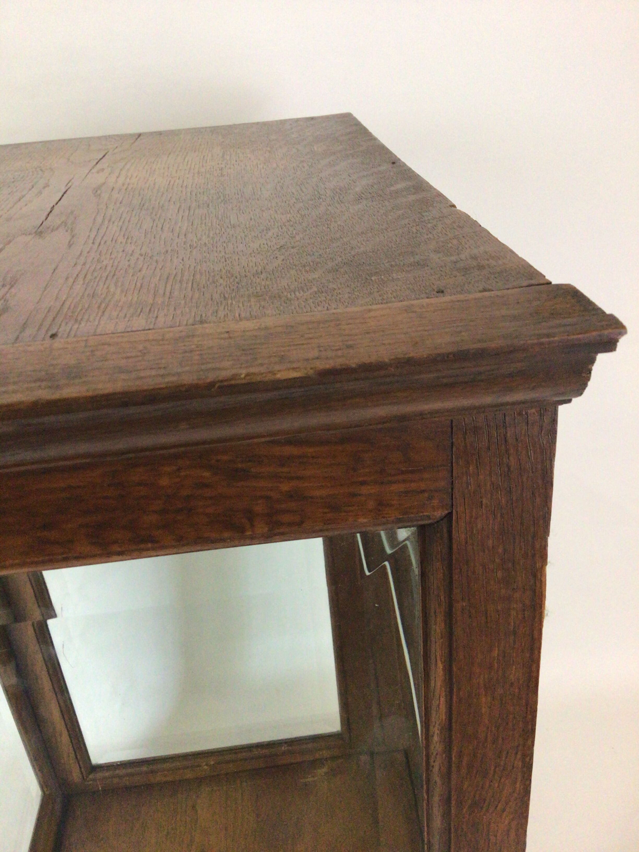 Vitrine à poser en chêne