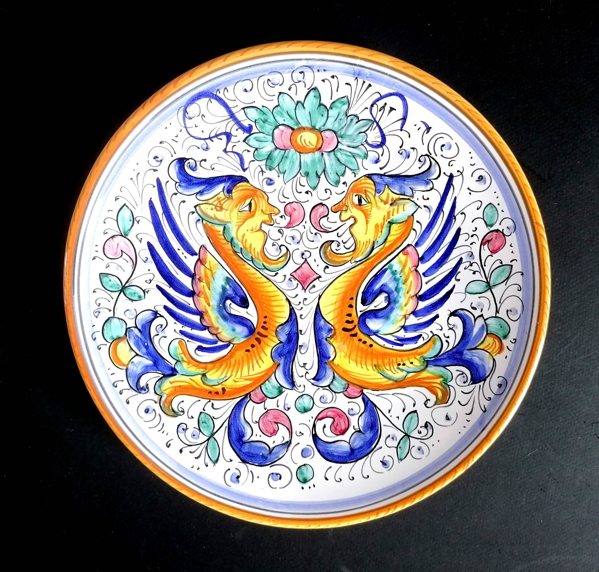 Raffaellesco plate from Deruta