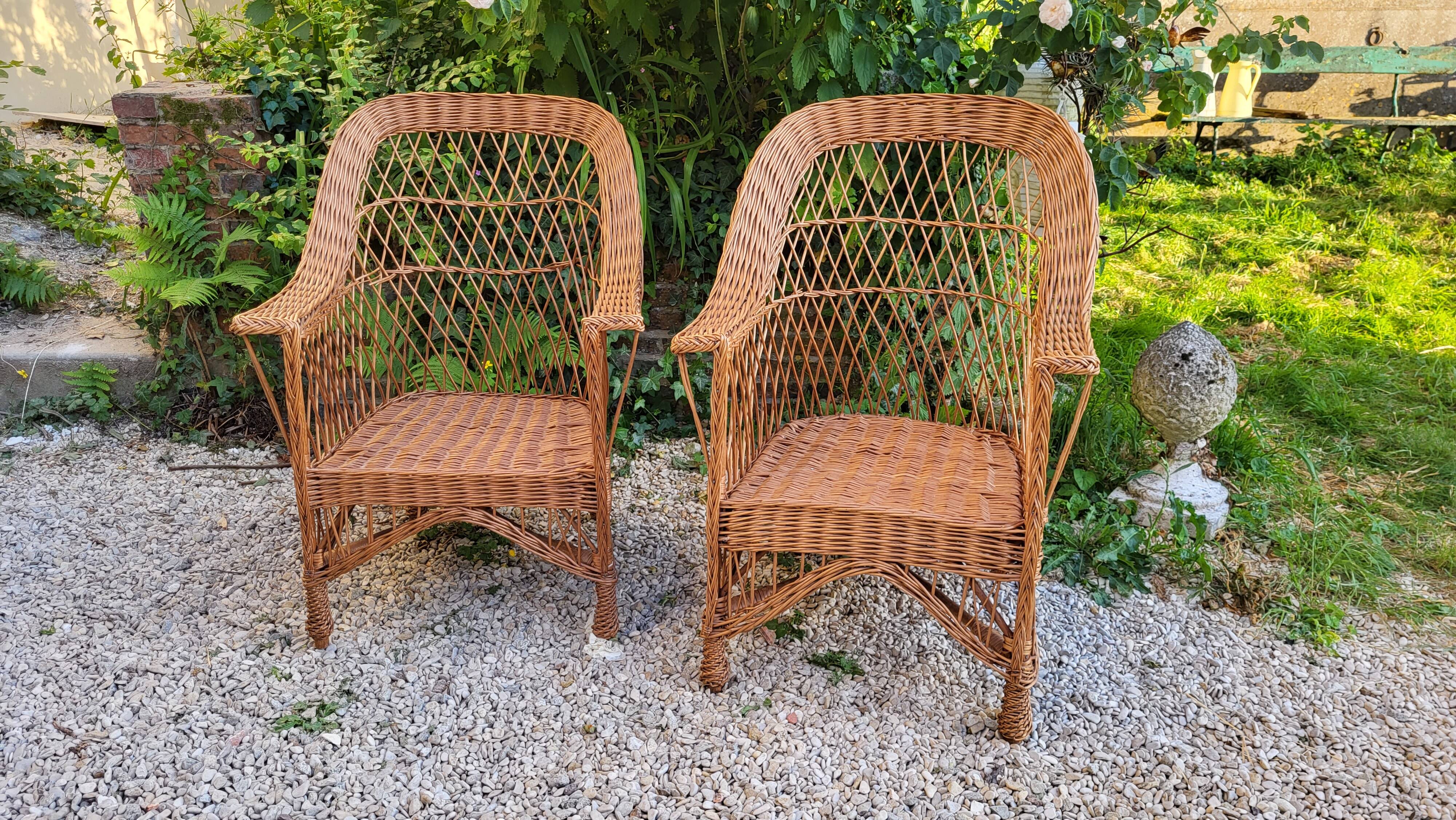 Pair of wicker armchairs