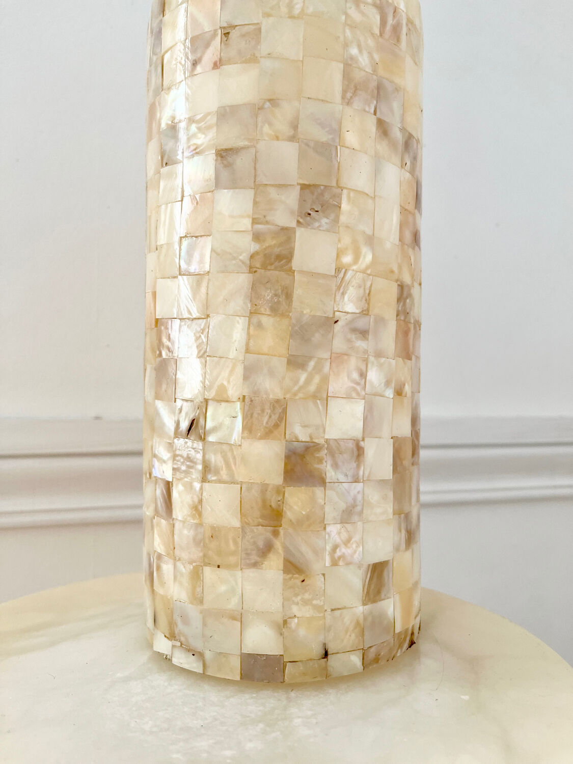 Vase en nacre de coquillage vintage