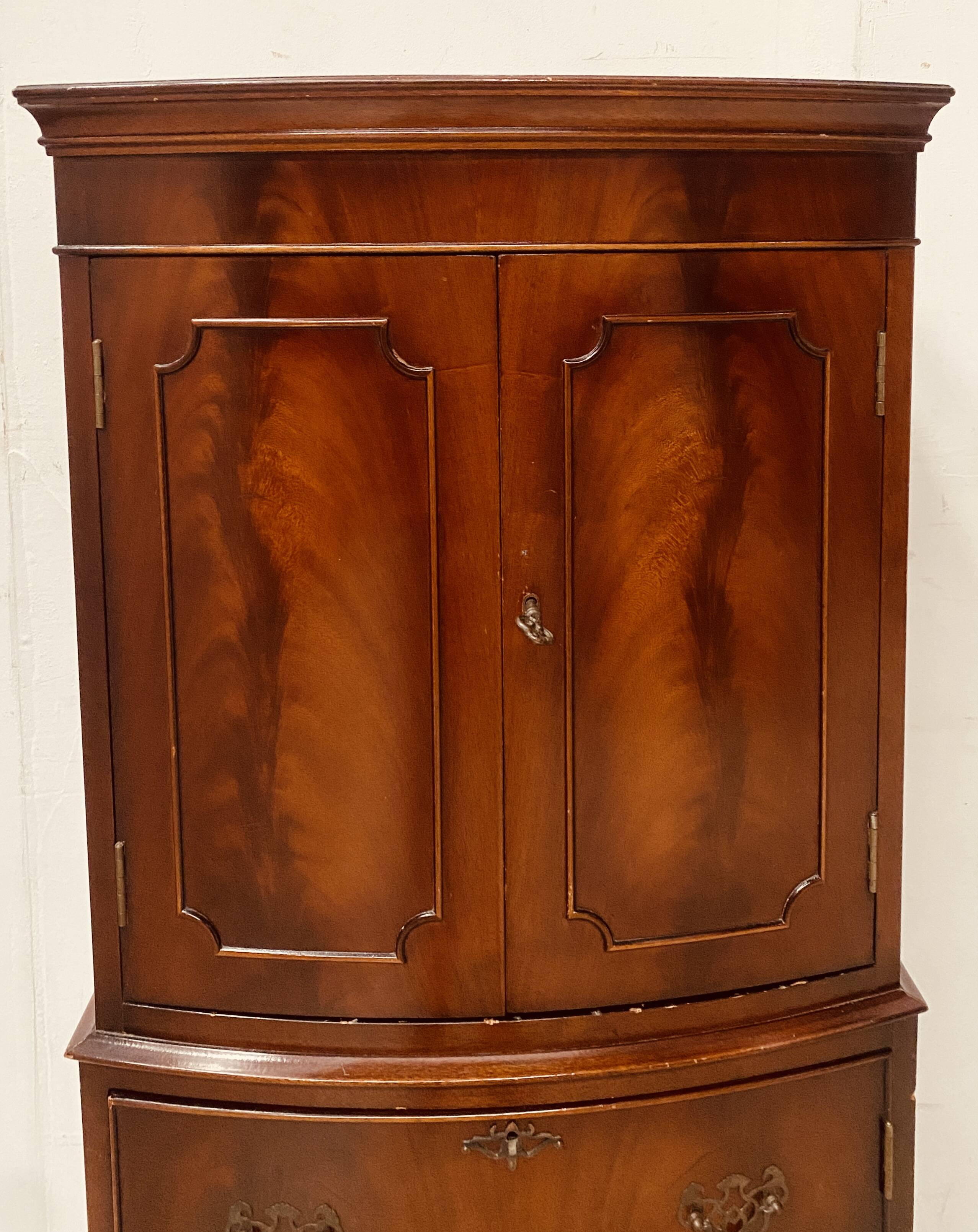 English style mahogany furniture from the 20th century.