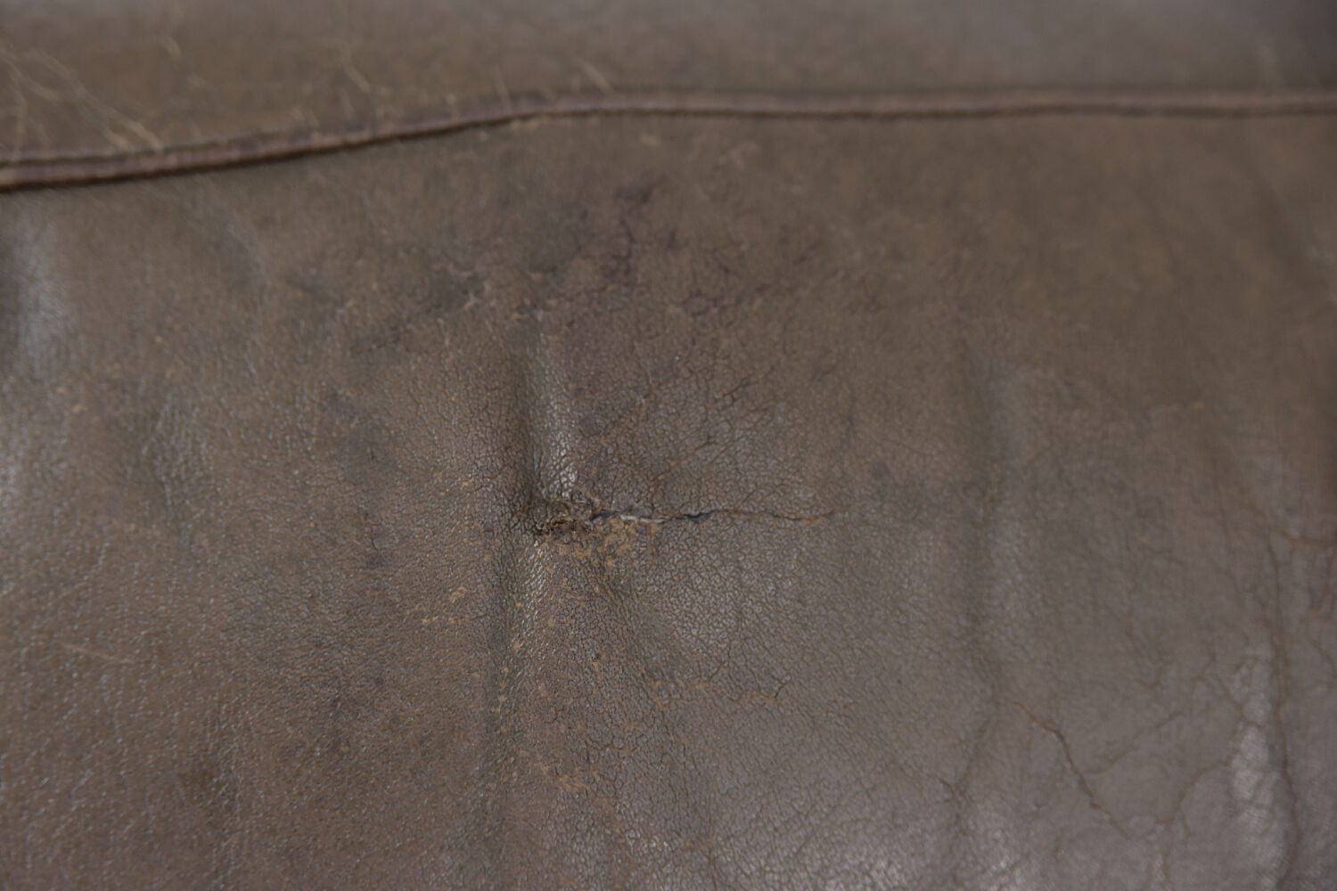 Mid-Century Modern Vintage Leather Cromwell Sofa by Arne Norell, 1960s