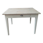 Small fir table