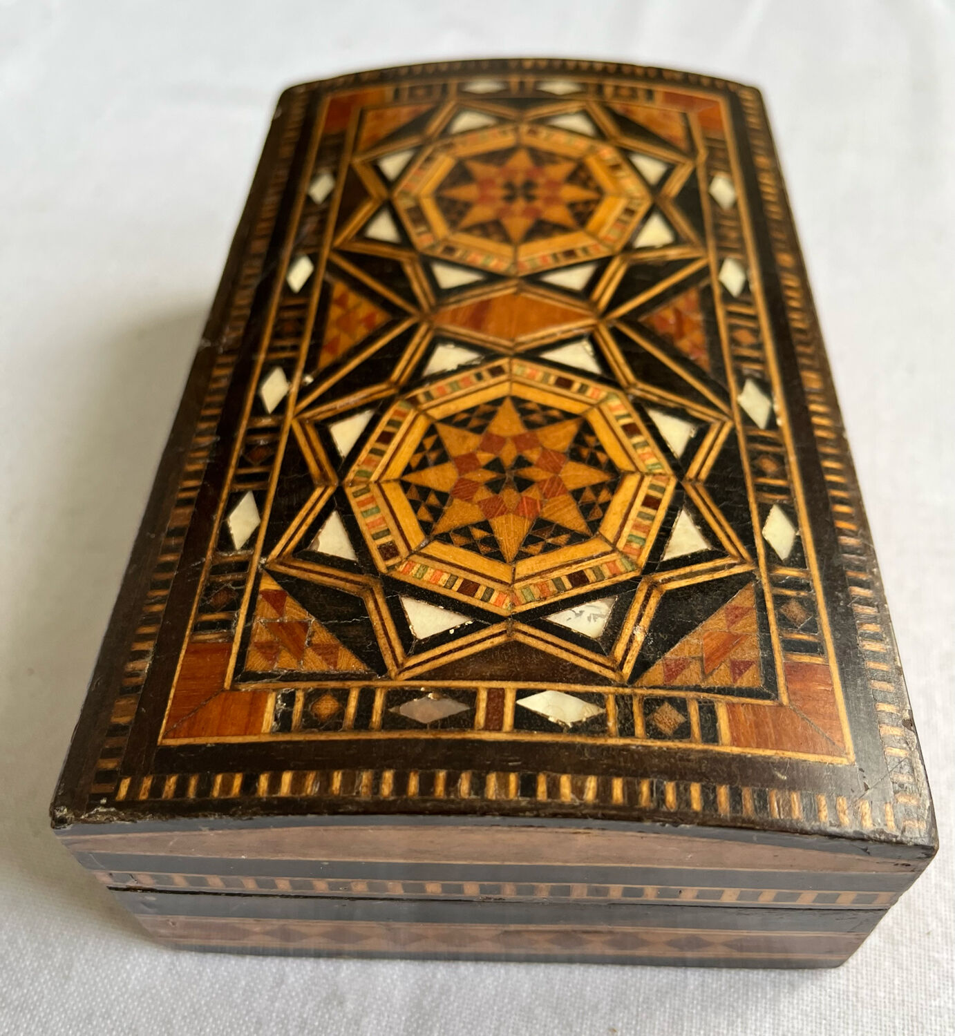 Inlaid wooden box