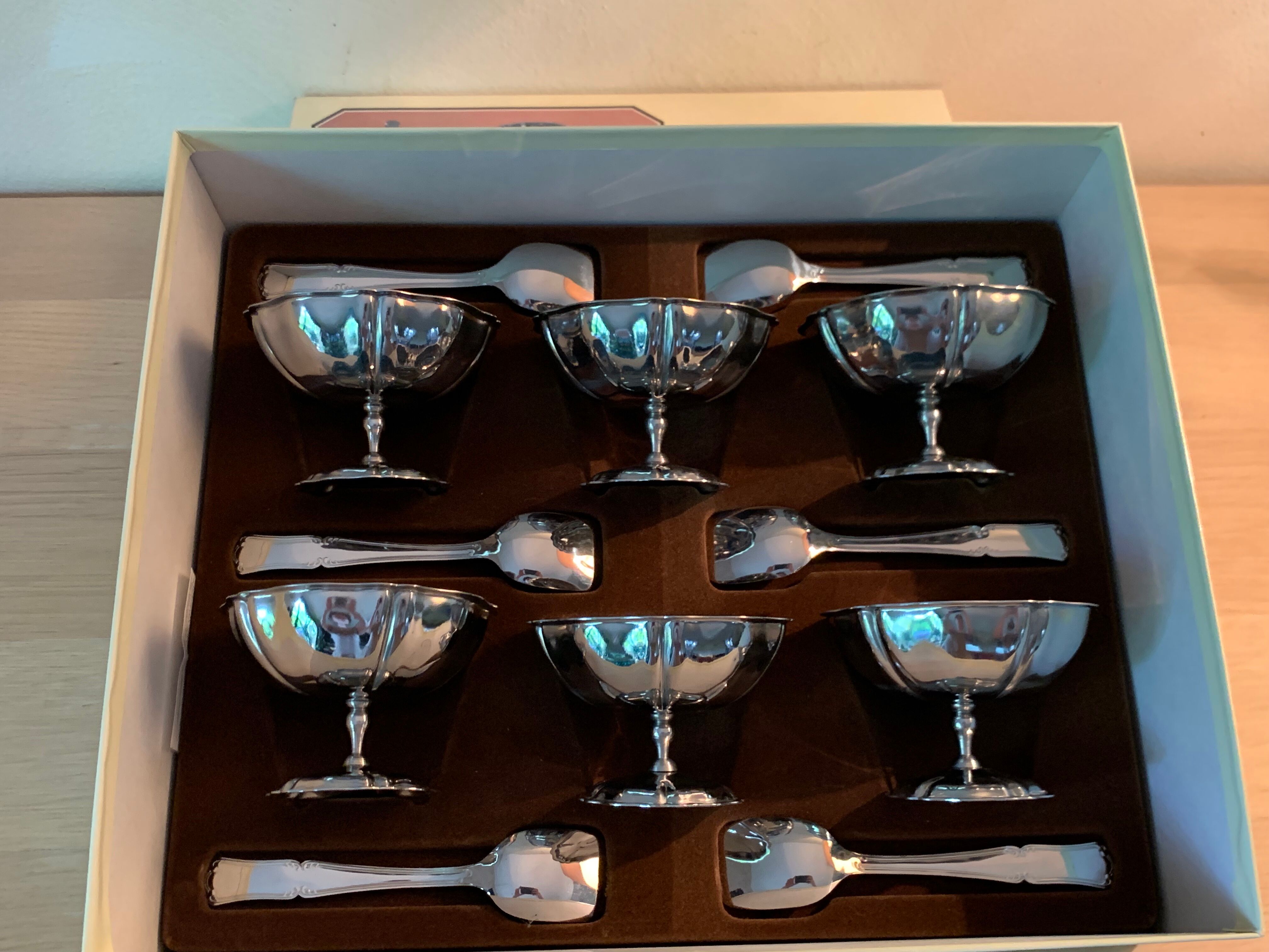Service de 6 coupes à glace inox