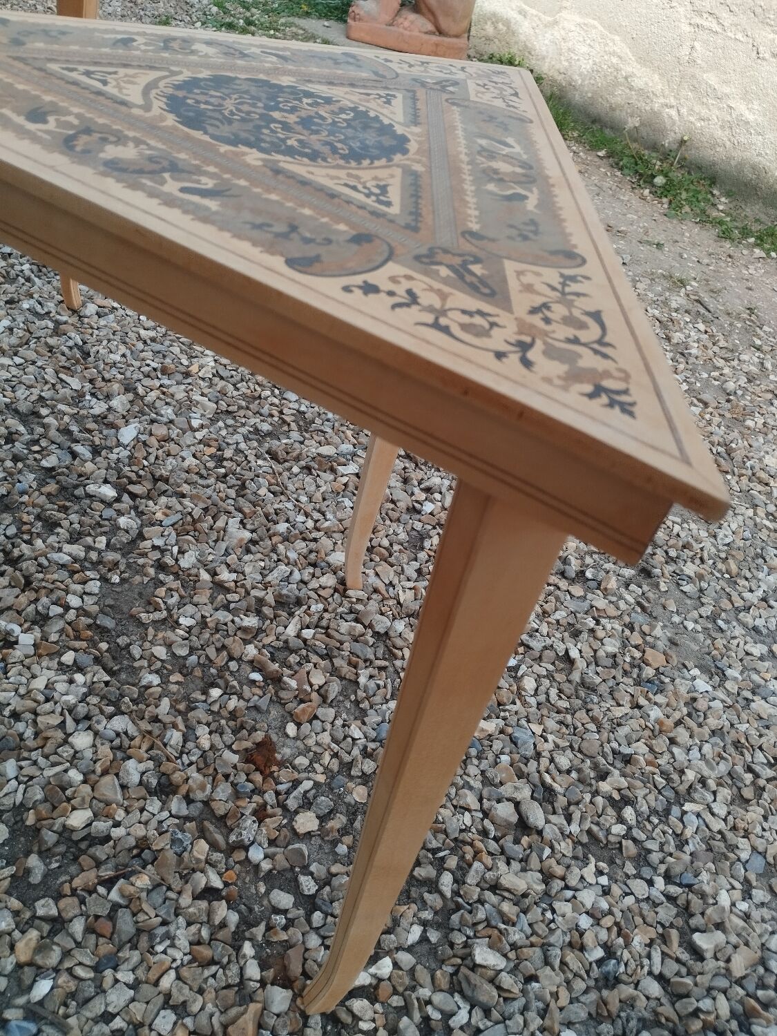 Beautiful pair of antique marquetry bedside tables.