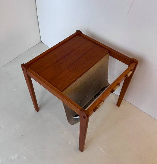 occasional table / magazine rack in teak and turbo-edged fabric