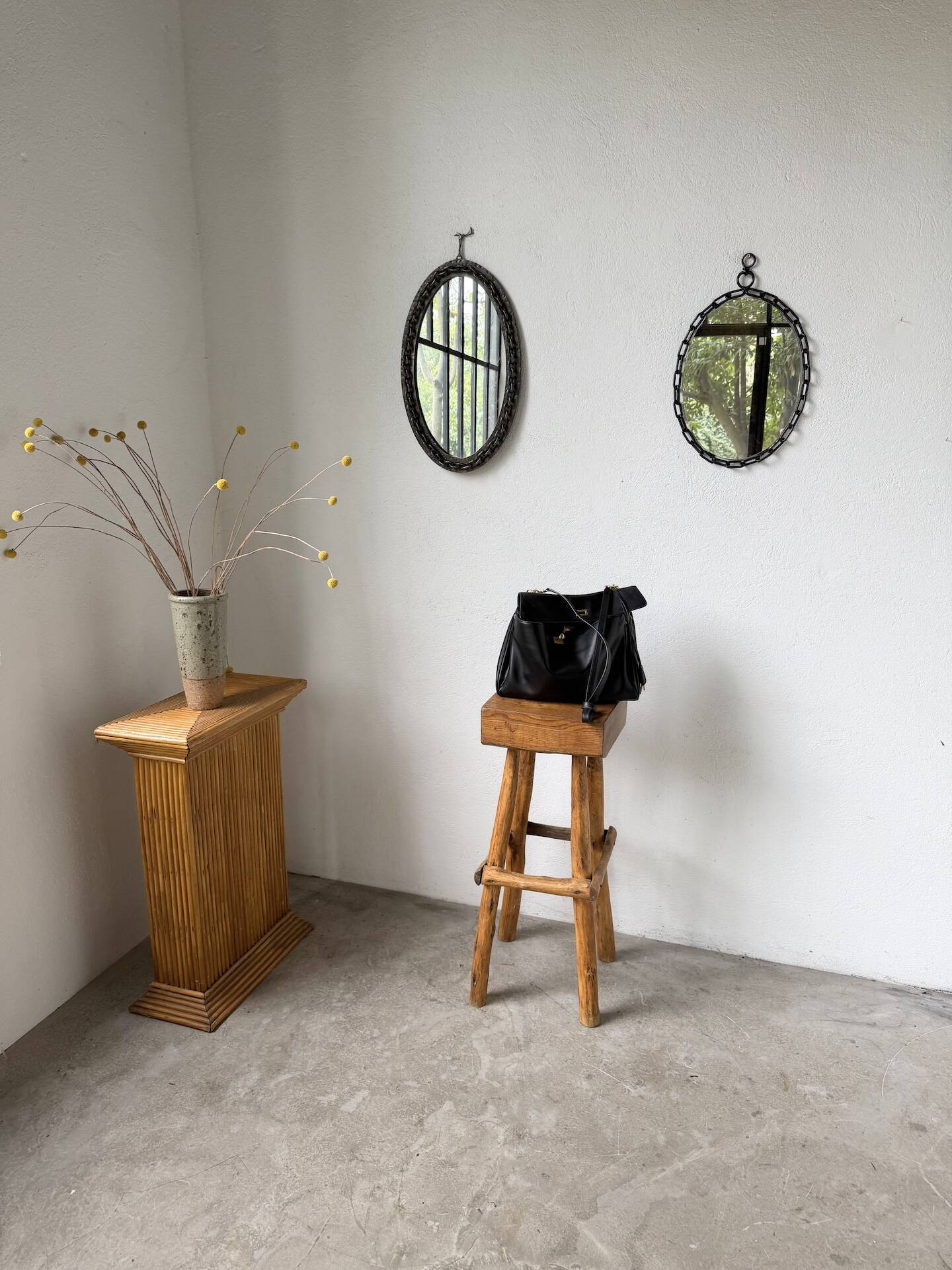 Miroir brutaliste ovale « chaine » 1950