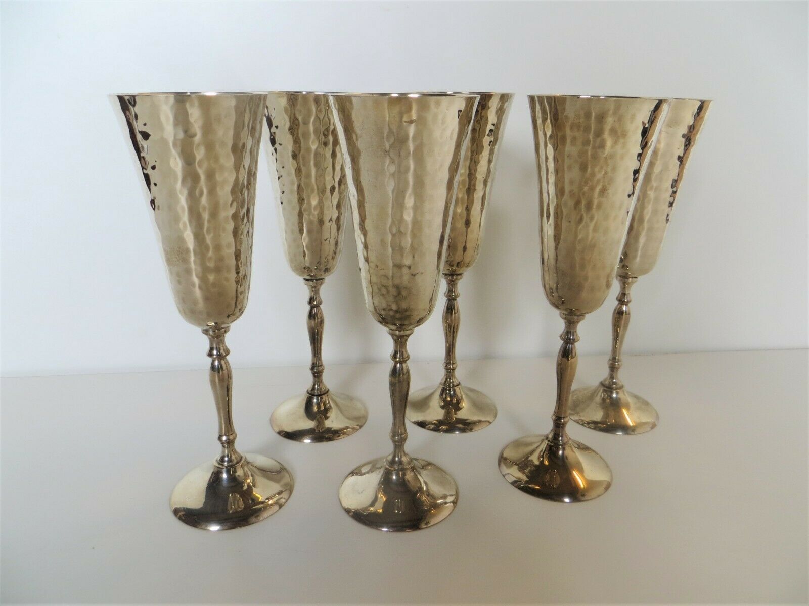 6 champagne flutes