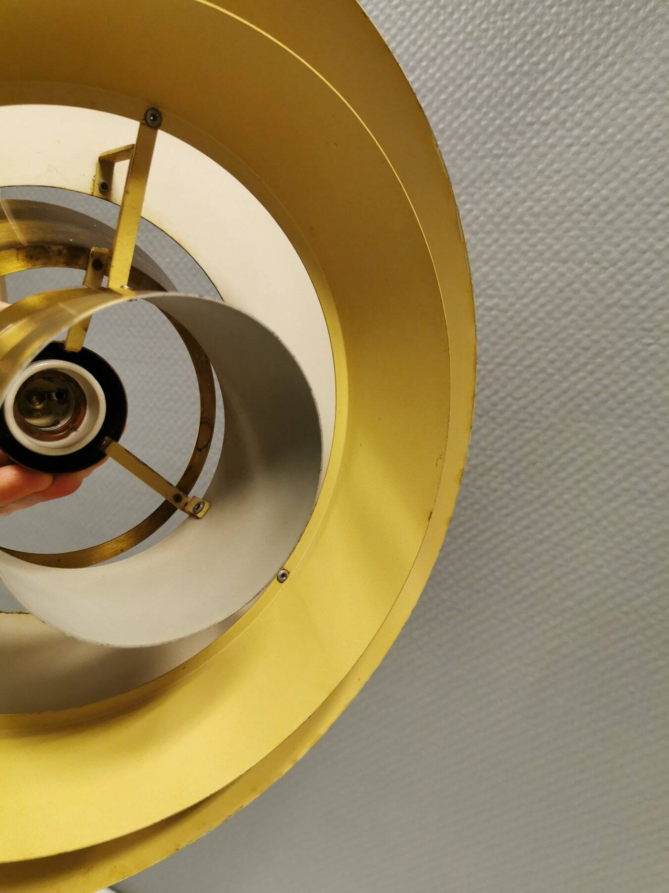 A mid-century Danish hanging lamp in solid brass by Jo Hammerborg for Fog & Mørup.