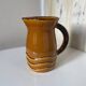 Carafe pichet vintage Pot à eau, broc, céramique emaillée P L France ondulé