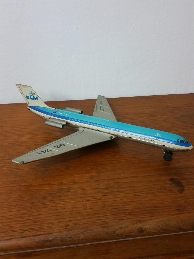 Avion Boeing 741