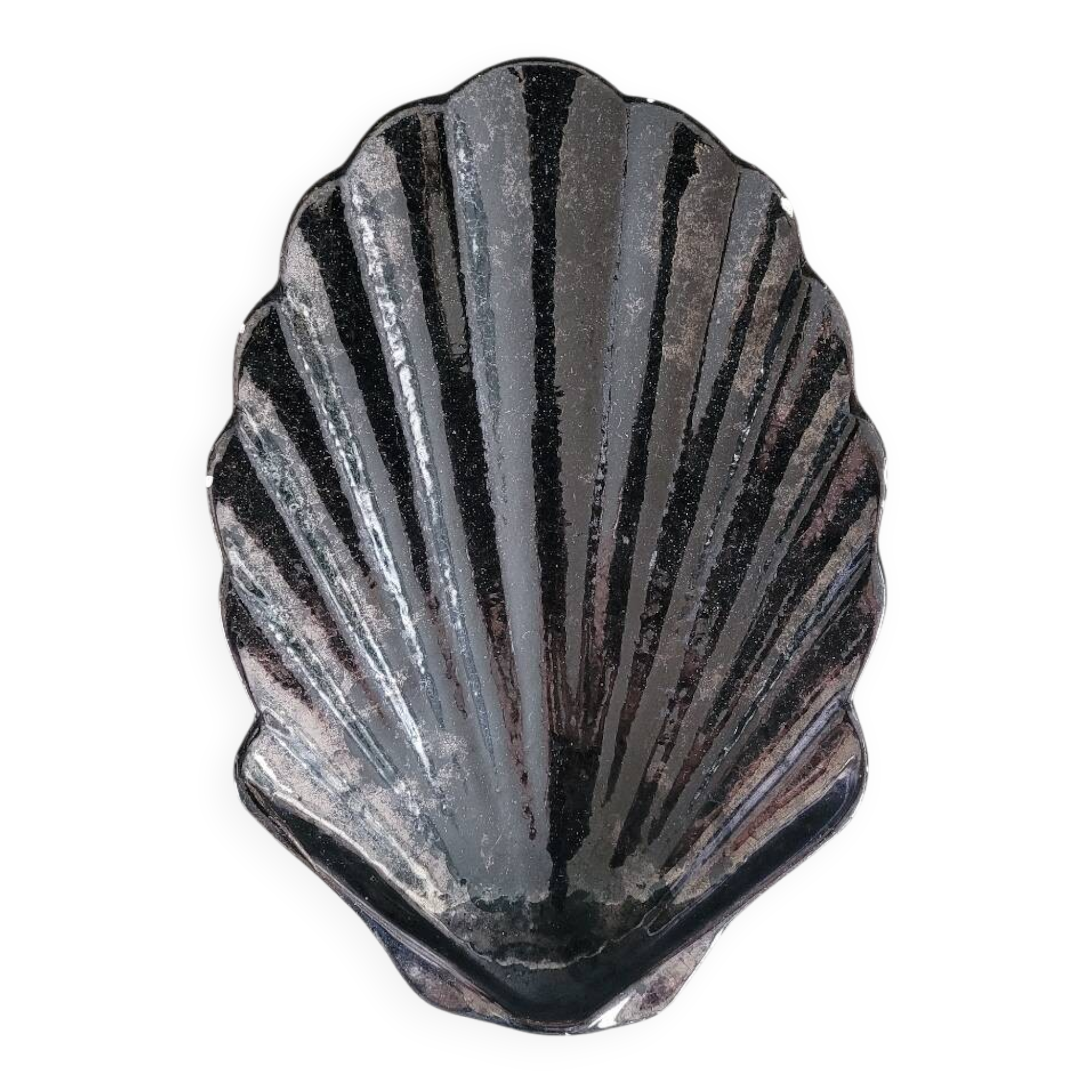 Ceramic scallop shell tray