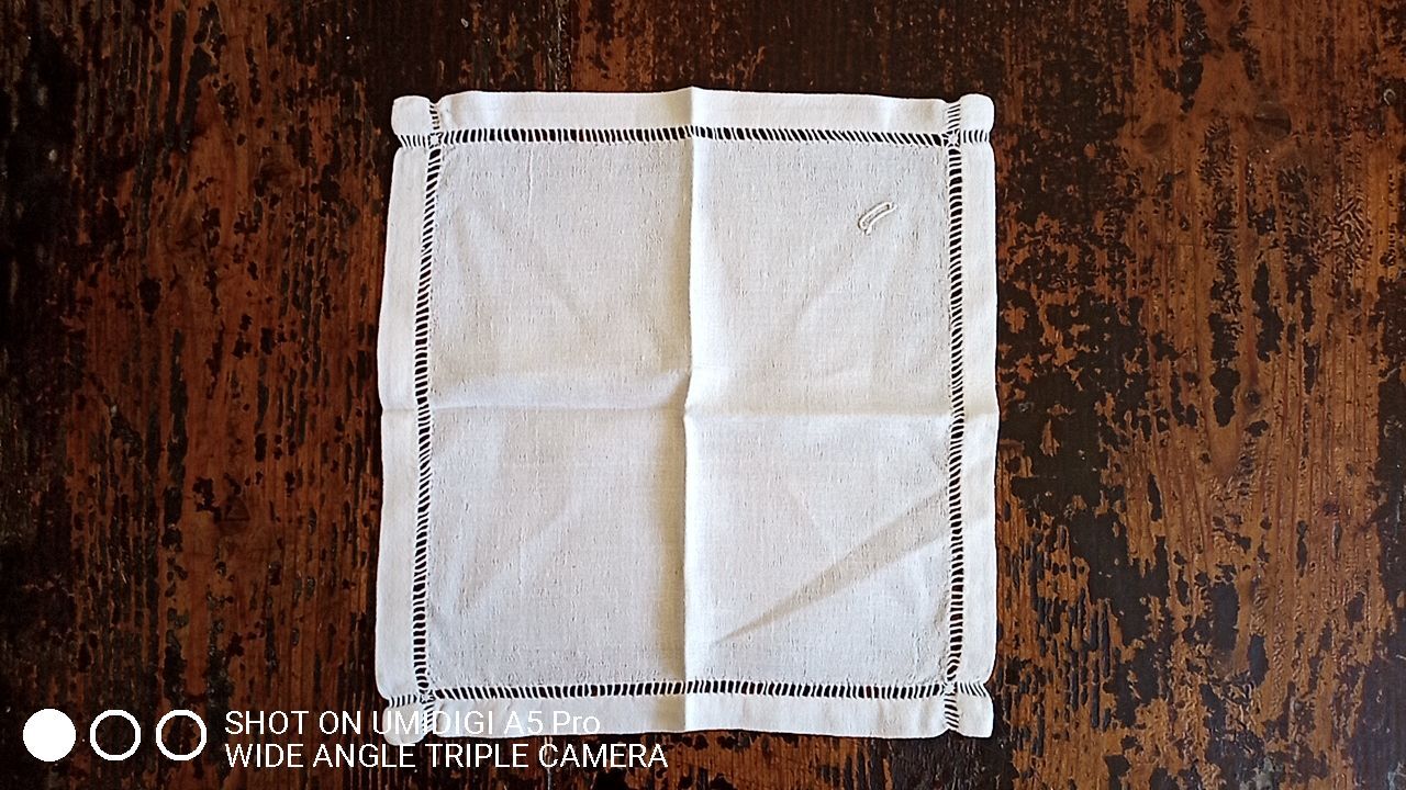 Antique table linen - monogrammed d (or a)