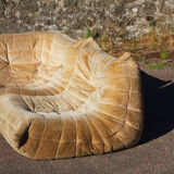 Chauffeuse d'angle Togo velours beige par Michel Ducaroy pour Ligne Roset