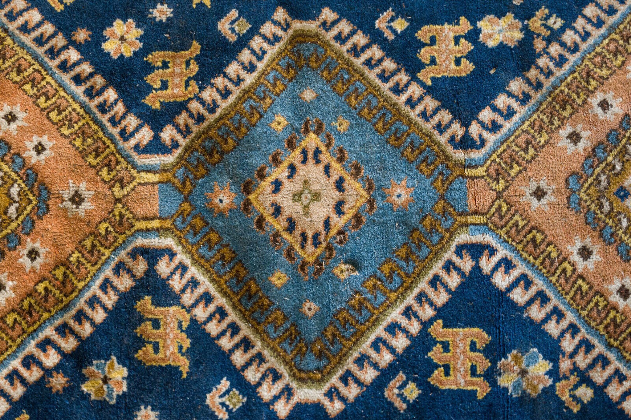 Oriental carpet 152 x 110 cm Blue background Handmade XXth
