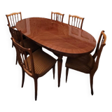 Oval table in lacquered cherry wood with 2 extensions and 6 matching chairs