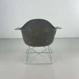 Eames Herman Miller 1950s LAR armchair in elephant grey on cats cradle black base