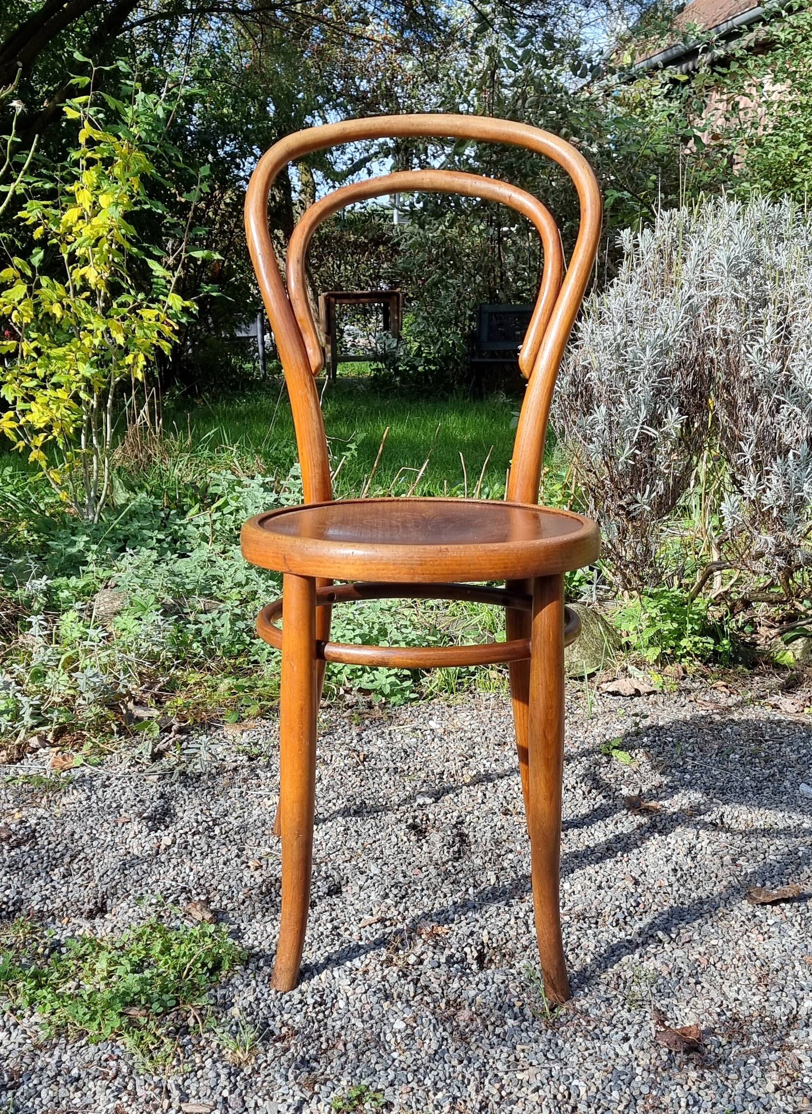Bistro chair n°14 Horgen-Glarus Switzerland 1900 ca art nouveau seat