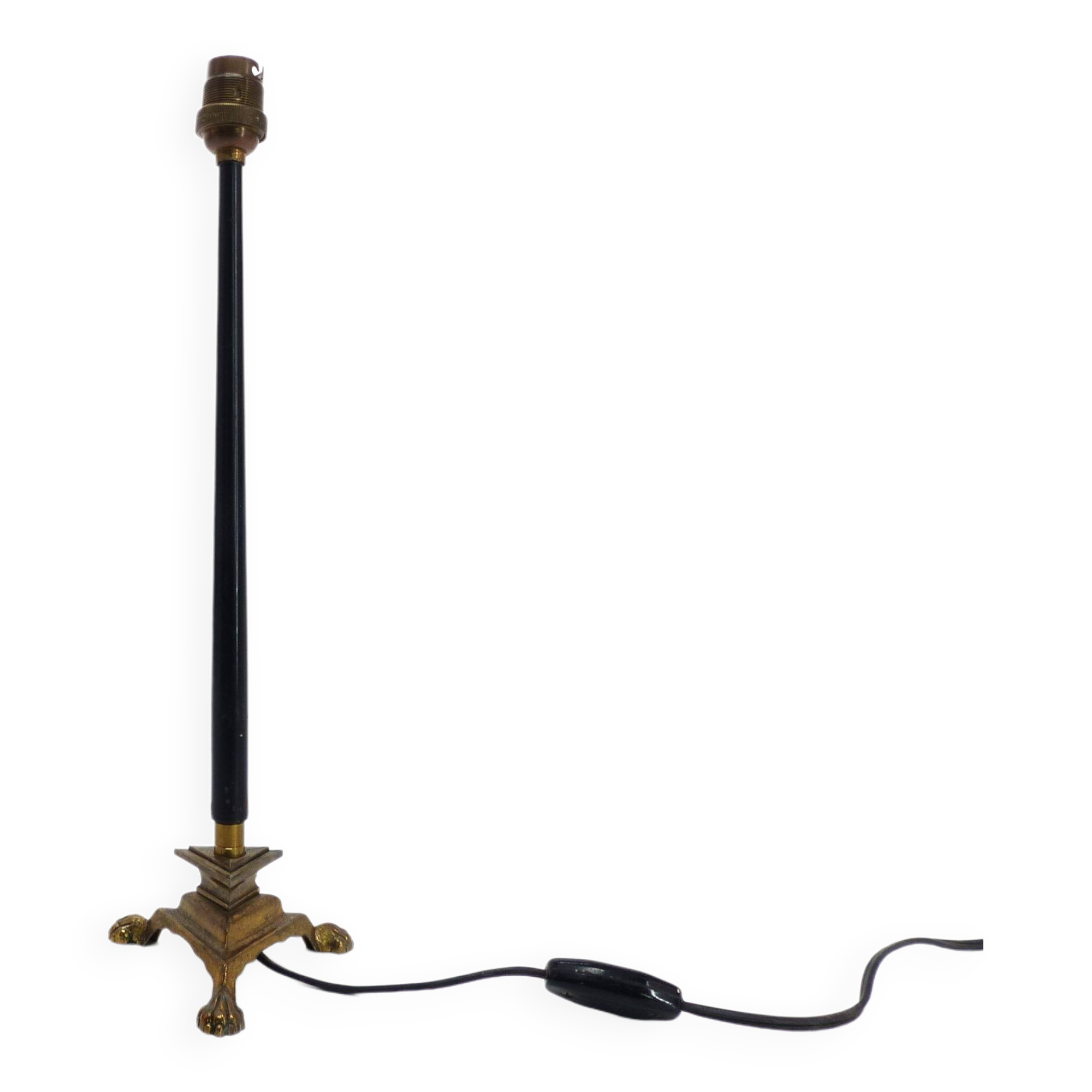 Pied de lampe tripode pattes de lions