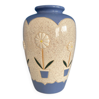 Handmade enamelled vase daisy