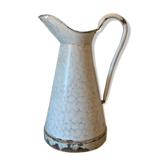 Enamelled pitcher