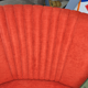 Chaise des années 1950 tissu rouge