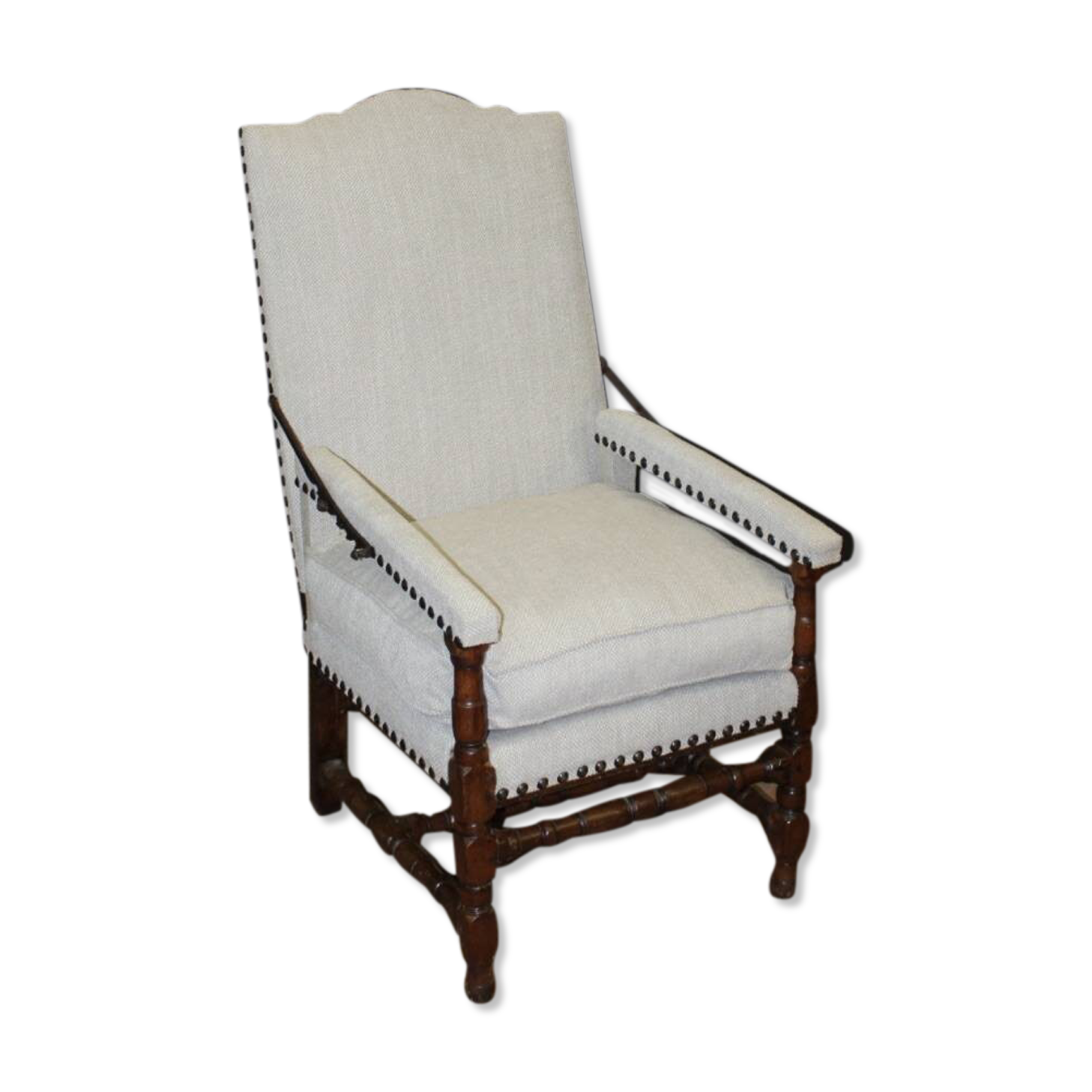 Louis xiv period rack armchair in walnut
