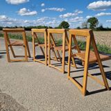 Set of 4 Vintage Folding Chairs